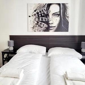 Floridsdorfer - Free Highspeed-internet Apartment