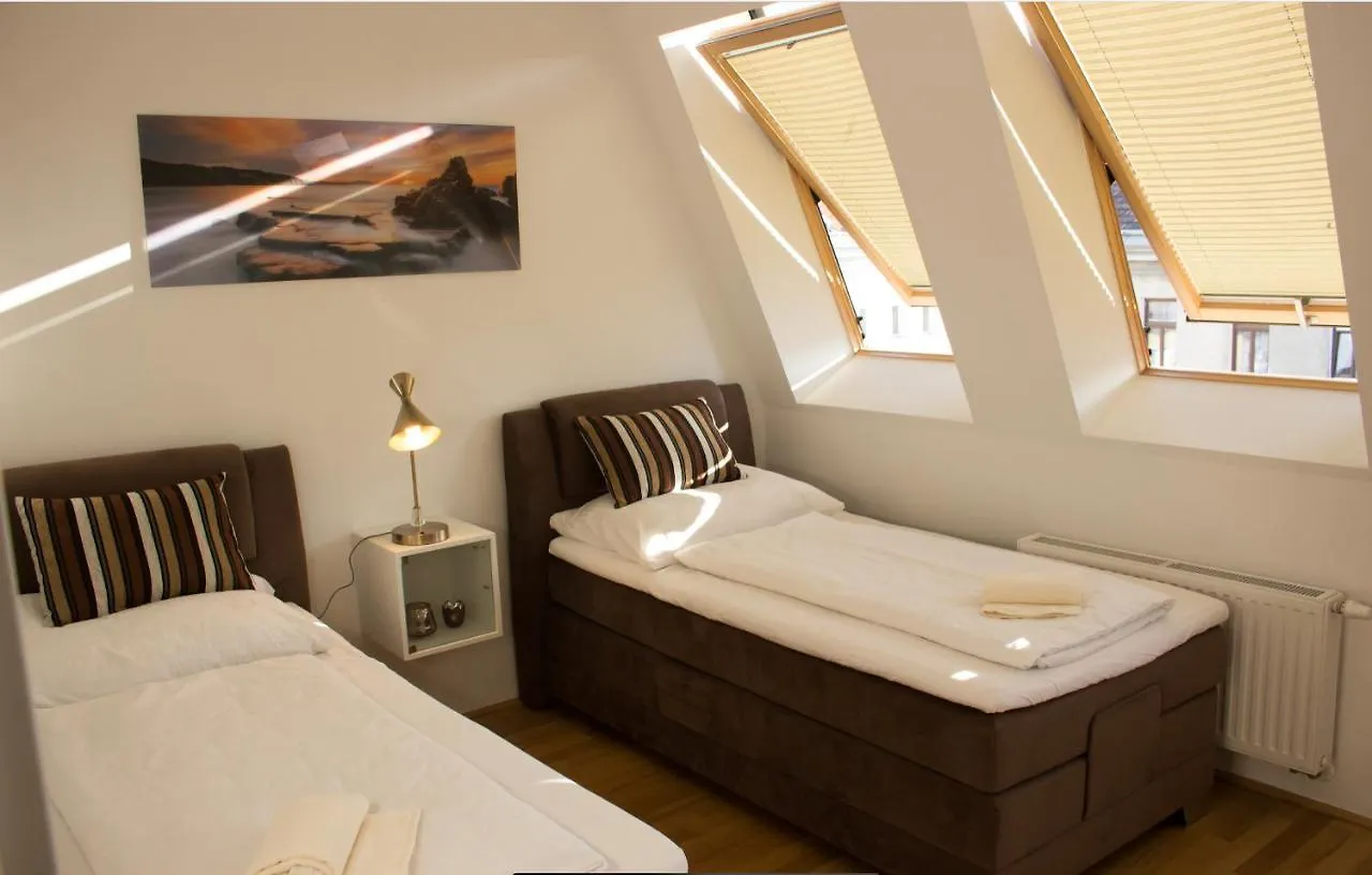 شقة Die Wolkenresidenz L Dg1'12 فيينا النمسا